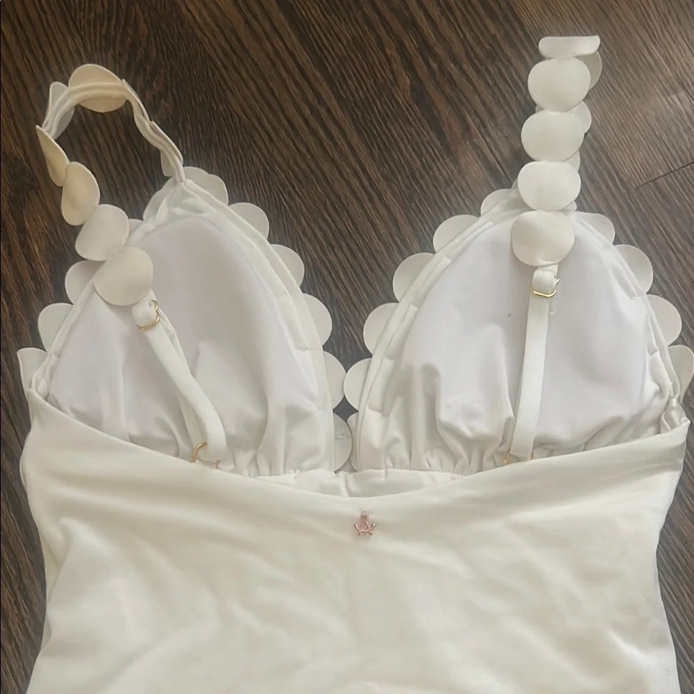 Elegant White One-Piece Ancora Swimsuit - NWT - Picture 3 of 4